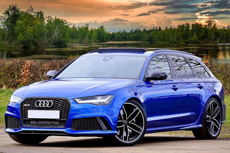 Toyota Yaris Hybrid - Low Running Costs (Demo)